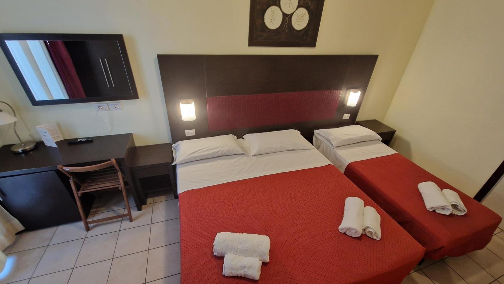 Hotel Alibi Rimini Ngoại thất bức ảnh