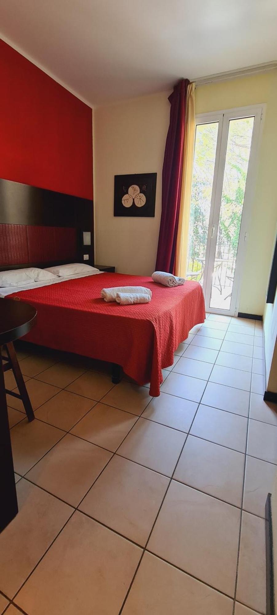 Hotel Alibi Rimini Ngoại thất bức ảnh