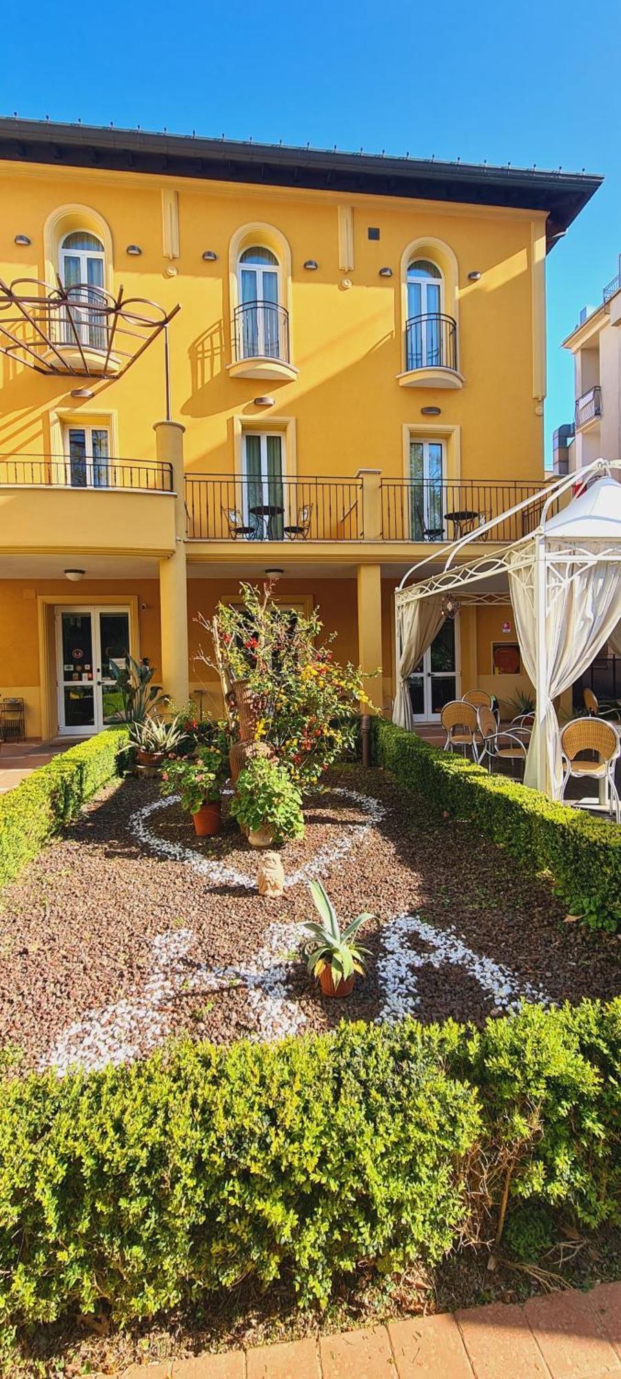 Hotel Alibi Rimini Ngoại thất bức ảnh