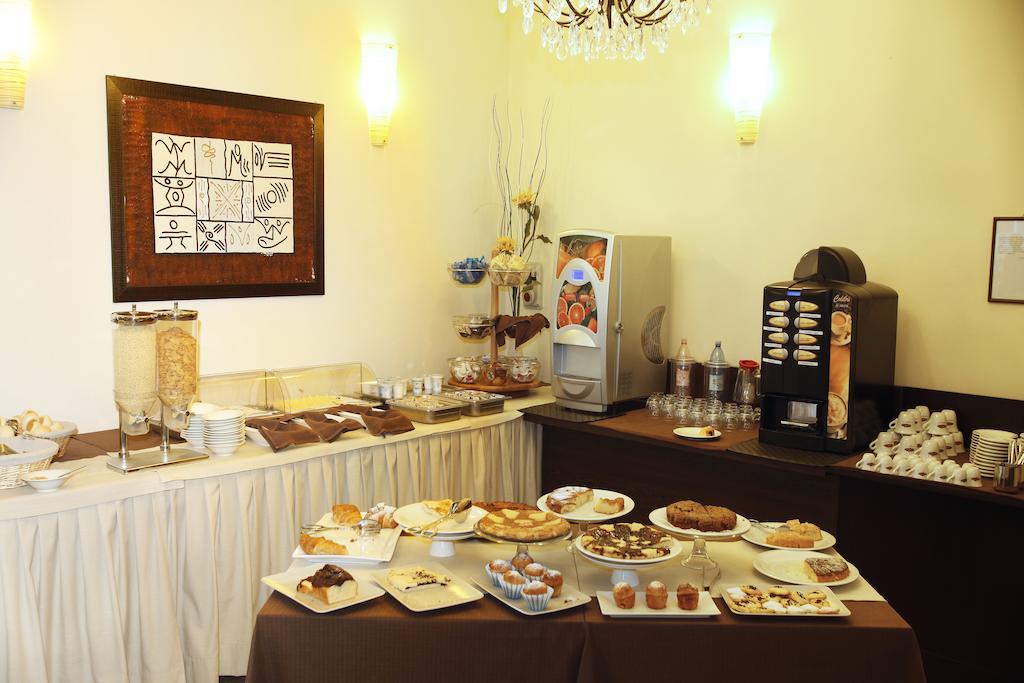 Hotel Alibi Rimini Ngoại thất bức ảnh
