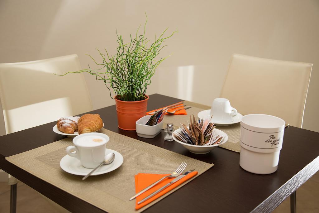 Hotel Alibi Rimini Ngoại thất bức ảnh