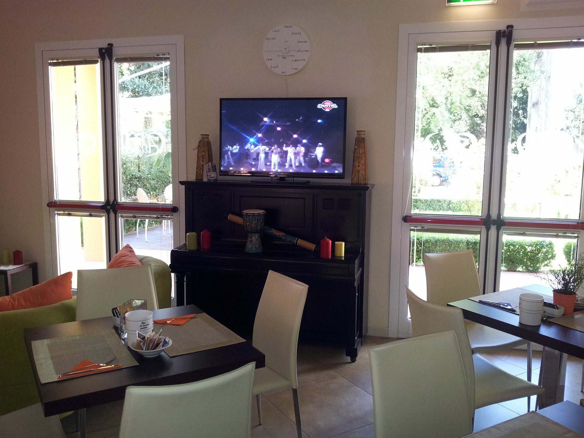 Hotel Alibi Rimini Ngoại thất bức ảnh